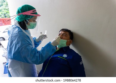 Jakarta, Indonesia - March 30, 2021: An Indonesian Government Employee Was Swabbed For Covid-19 Antigen Test