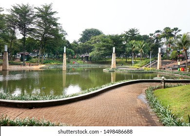 Jakarta Park Images Stock Photos Vectors Shutterstock