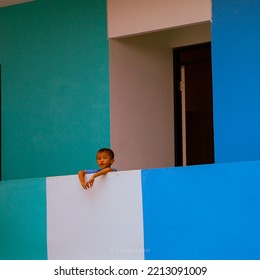 Jakarta, October 2022. Portrait Of A Child Waiting For His Parents. It Is Known That Both Parents Are Working To Support The Family.