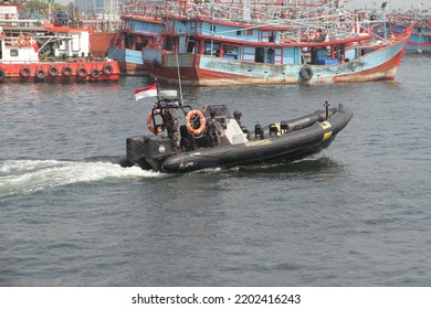 11,192 Boat patrol Images, Stock Photos & Vectors | Shutterstock