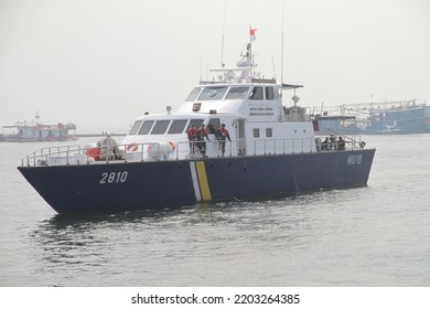 Jakarta,indonesia-september 2022:water Police Boat On Patrol