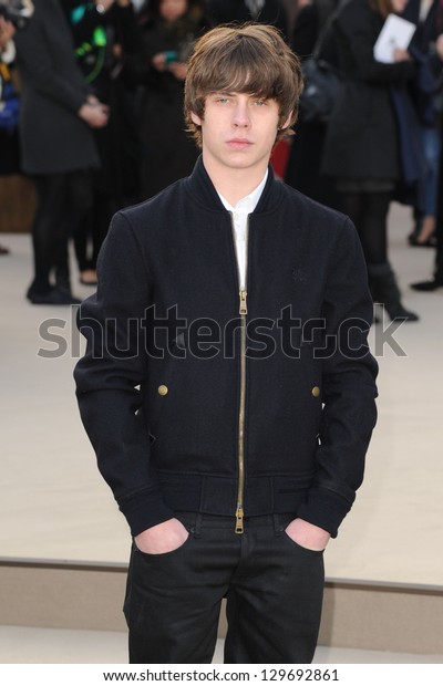 jake bugg burberry