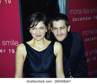 Jake And Maggie Gyllenhaal At Premiere Of MONA LISA SMILE, 12/10/2003