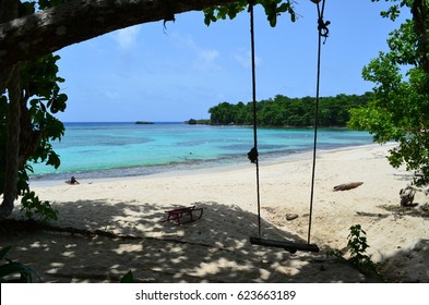 Jamaica, Winnifred Beach, Sleigh