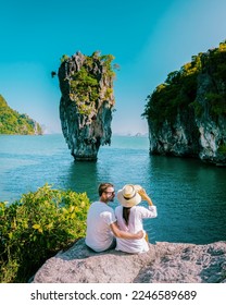 James bond Island Phangnga Bay Thailand, una pareja visita la isla cerca de Phuket Tailandia, hombres y mujeres en un viaje en barco por la bahía de Phangnga en Tailandia