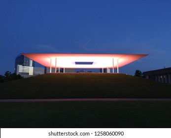 James Turrell - Skyspace