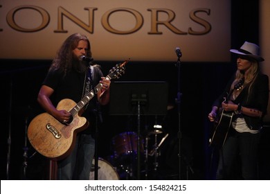 Jamey Johnson And Hayley Williams At The 7th Annual ACM Honors, Ryman Auditorium, Nashville, TN 09-10-13