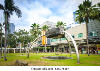 Jan 14, 2017 Fountain Of High Street At Fort Bonifacio, Manila, Philippines