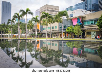 Jan 14, 2017 High Street At Fort Bonifacio, Manila, Philippines