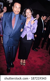 Janet Jackson And Dad, Joe, At Premiere Of Nutty Professor 2 The Klumps, LA, CA 7/24/00