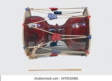 Janggu - double-headed drum with a narrow waist in the middle (Korean
traditional musical instrument)