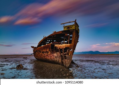 Janie Seddon Ship Wreck On Coast Stock Photo 1095114080 | Shutterstock