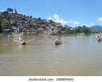 Janitzio, Michoacan /Mexico - June 18, 2017: Fishermen In Small Boats On Lake Pátzcuaro In The State Of Michoacán, Mexico.