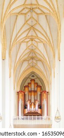 Jann organ and ceiling in Frauenkirche cathedral in Munich, Germany