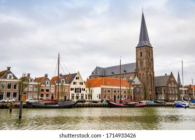 January 10, 2020. H. Aartsengel Michael Kerk - Church By The Water Canal In Winter