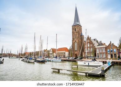 January 10, 2020. H. Aartsengel Michael Kerk - Church By The Water Canal In Winter