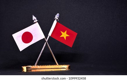 ベトナム 日本 国旗 の写真素材 画像 写真 Shutterstock