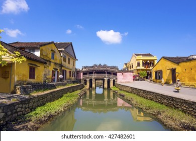 Japanese Covered Bridge Hoi Ancient Town Stock Photo 427482601 ...