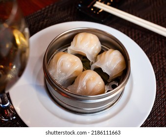 Japanese Food Shumai - Steamed Dumplings In Steamers