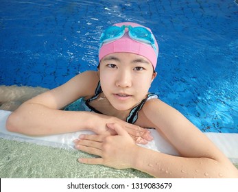 小学生 水着 の画像 写真素材 ベクター画像 Shutterstock