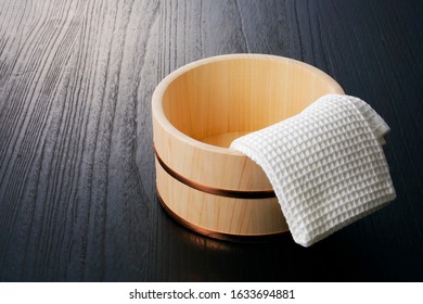 Japanese Hinoki Wood Bath Bucket