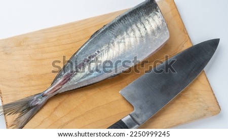 Japanese horse mackerel with the head and scute removed.