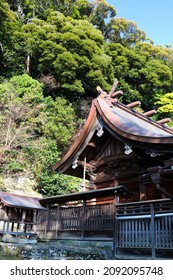 Japanese Kamakura Period　shrine Roof Design 