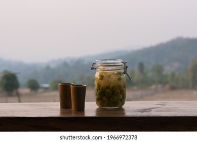 Japanese Plum Wine ( Umeshu )