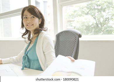 15,691 Office lady japan Images, Stock Photos & Vectors | Shutterstock