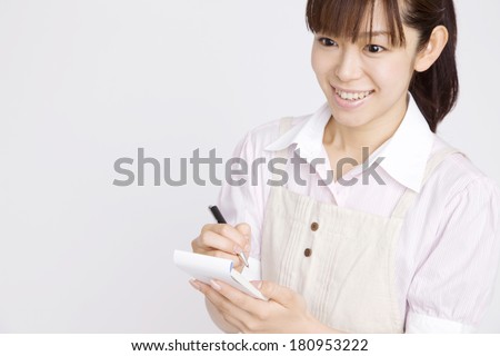 Japanese women who work part-time at a cafe