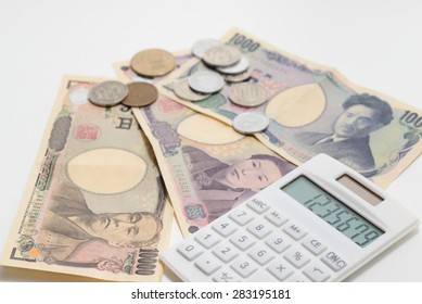 Japanese Yen and Calculator