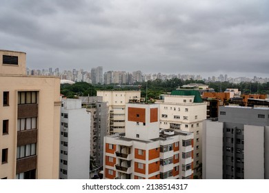 Jardins Neighborhood And Vila Olímpia In São Paulo Capital. Architecture And Urban Movement In The Daily Life Of The City. March 2022.