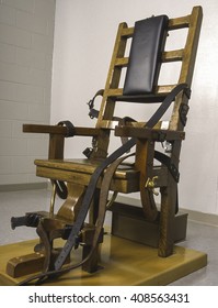 260 Electric chair execution Images, Stock Photos & Vectors | Shutterstock