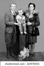 JASLO,POLAND - CIRCA 1948: - vintage family photo of couple with their son