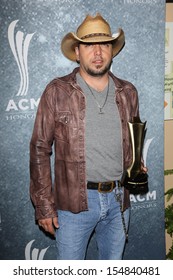 Jason Aldean At The 7th Annual ACM Honors, Ryman Auditorium, Nashville, TN 09-10-13