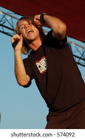 Jason Dunn Of Hawk Nelson Singing