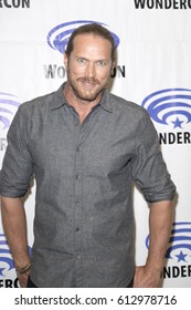 Jason Lewis Attends Midnight Texas Press Room At Wondercon In Anaheim Convention Center On March 31 2017. 