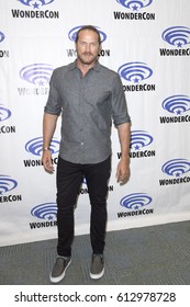 Jason Lewis Attends Midnight Texas Press Room At Wondercon In Anaheim Convention Center On March 31 2017. 