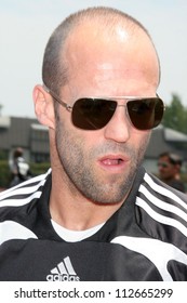 Jason Statham At The Soccer For Survivors Celebrity Showcase Match. Beverly Hills High School, Beverly Hills, CA. 07-22-07