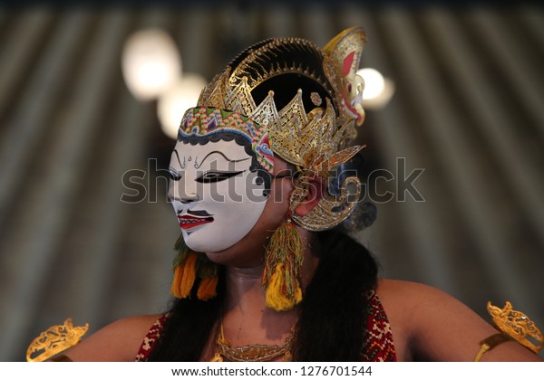 Javanese Dancer Wearing Mask King Gunungsari Stock Photo Edit Now