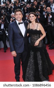 Javier Bardem, Penelope Cruz  Attends The Opening Gala During The 71st Annual Cannes Film Festival At Palais Des Festivals On May 8, 2018 In Cannes, France. 