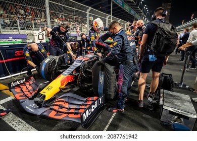 Jeddah, Saudi Arabia. 2-5 December 2021. F1 World Championship 2021. 1st Saudi Arabia F1 GP. Max Verstappen, Red Bull, On The Starting Grid.