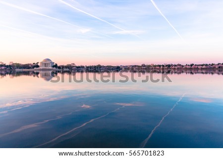 Jefferson Memorial at the Tidal Basin sunrise