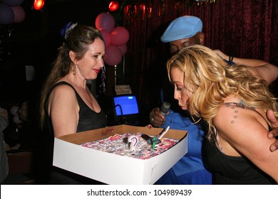 Jennifer Blanc And Jenise Blanc At Jennifer Blanc's Birthday Party. Amagi Night Club, Hollywood, CA. 04-21-09