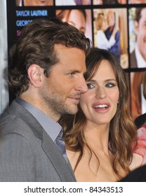 Jennifer Garner & Bradley Cooper At The World Premiere Of Their New Movie 