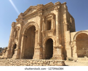 Jerash Ancient Roman City Entrance Stock Photo 1273966384 | Shutterstock