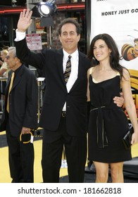 Jerry Seinfeld, Jessica Sklar at Los Angeles Premiere of BEE MOVIE, Mann's Village Theatre, Los Angeles, CA, October 28, 2007