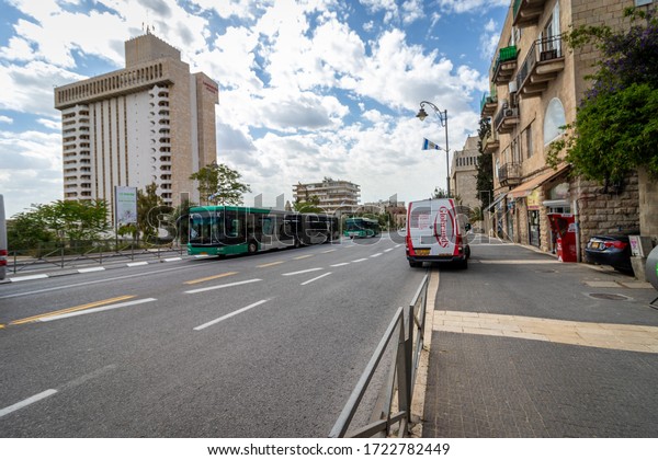 Jerusalem, Israel. 05-05-2020. Return to
normalcy gradually after the curfew becouse the Corona virus,
public transport on King George Street in the city
center