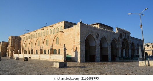 JERUSALEM ISRAEL 26 10 16: Al-Aqsa Mosque, Also Known As Al-Aqsa And Bayt Al-Muqaddas, Is The Third Holiest Site In Sunni Islam And Is Located In The Old City Of Jerusalem.