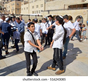 JERUSALEM ISRAEL 26 10 16: People During A Bar Mitzvah Are Jewish Coming Of Age Rituals. When Jewish Boys Become 13 Years Old A Girl Becomes A Bat Mitzvah At The Age Of 12